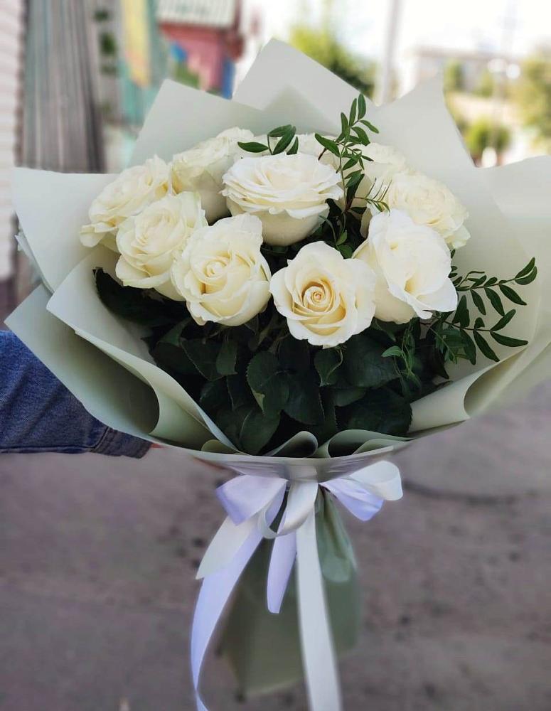 Букет Белые розы Проуд в Мишкино