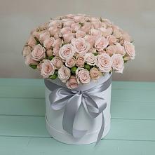 Цветочная композиция из Розы в шляпной коробке в Мишкино