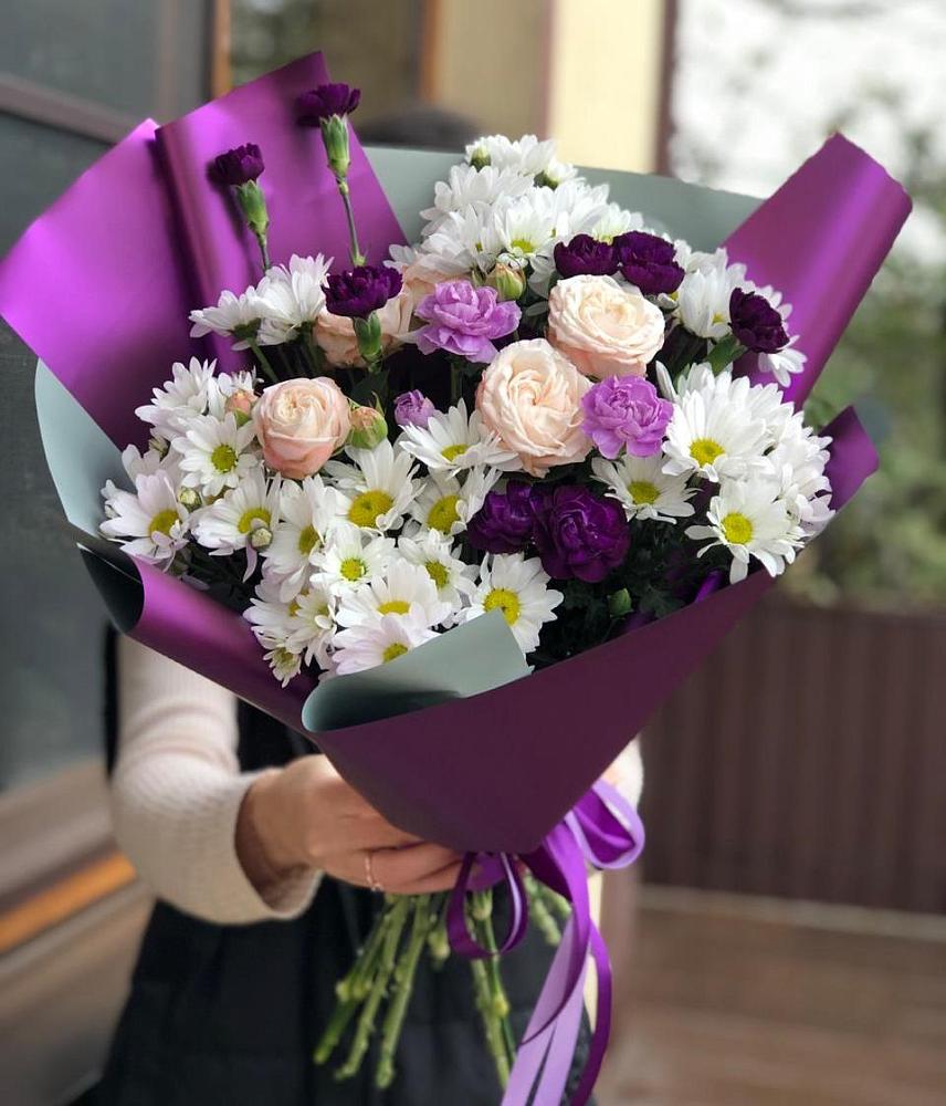 Букет цветов из: Хризантемы, Гвоздики и Розы в Мишкино