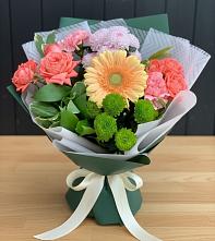 Букет цветов из:  Гвоздики, Розы, Герберы и Хризантемы в Мишкино