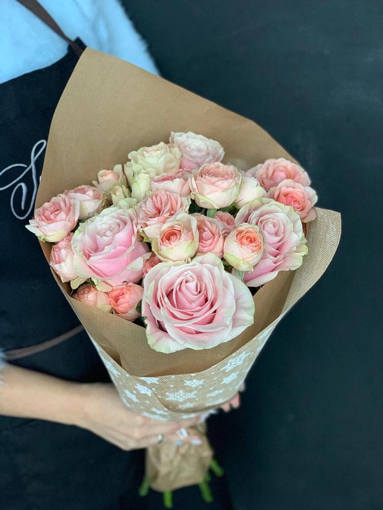 Букет цветов из: Хризантемы и Розы в Мишкино