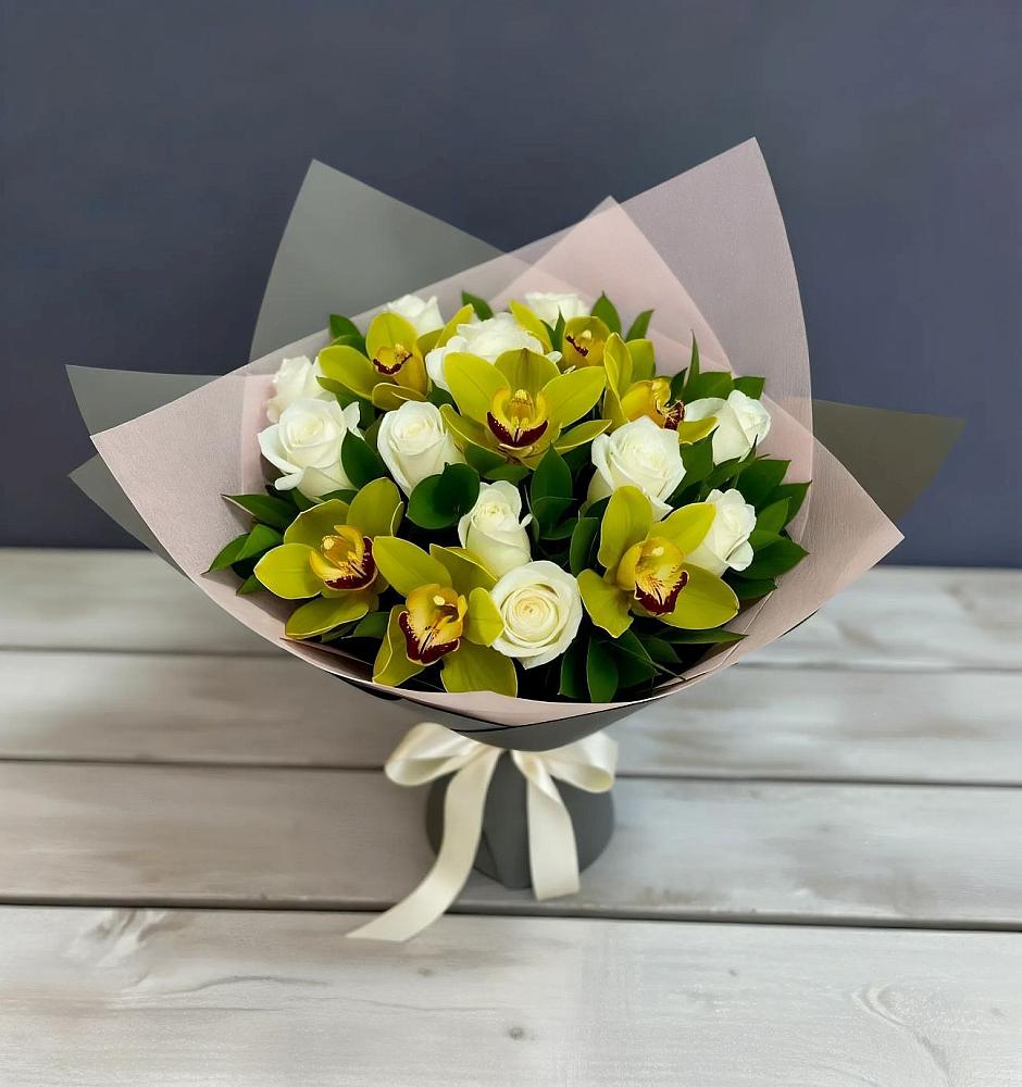 Букет цветов из: Орхидеи и Розы в Мишкино