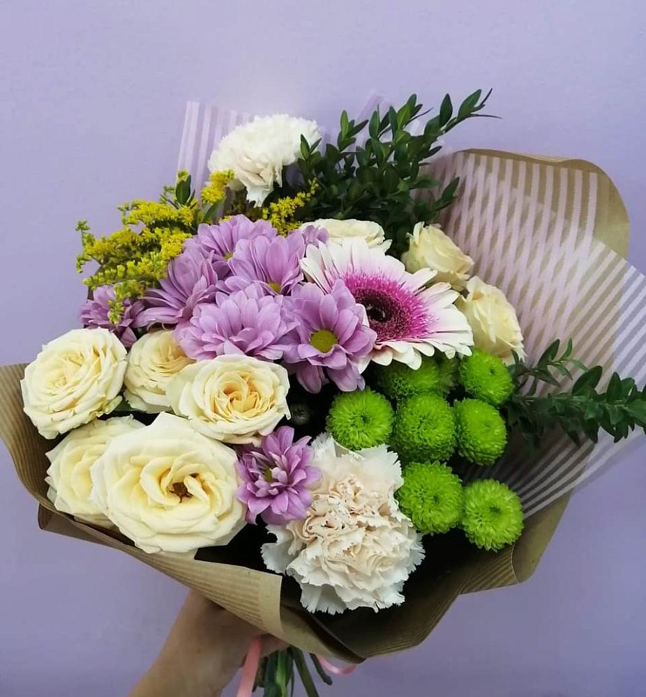 Букет цветов из: Хризантемы, Розы, Гвоздики и Герберы в Мишкино