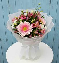 Букет цветов из:  Герберы, Альстромерии и Лизиантусы в Мишкино