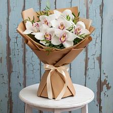 Букет цветов из:  Орхидеи и Розы в Мишкино